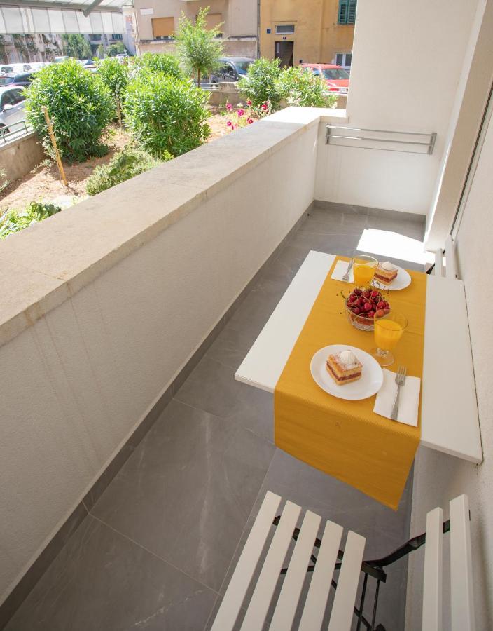 Nook Bb Apartment Split Bagian luar foto